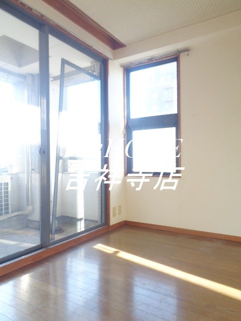 三鷹新川プラザ リビング