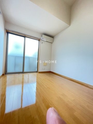 トロアラピン リビング