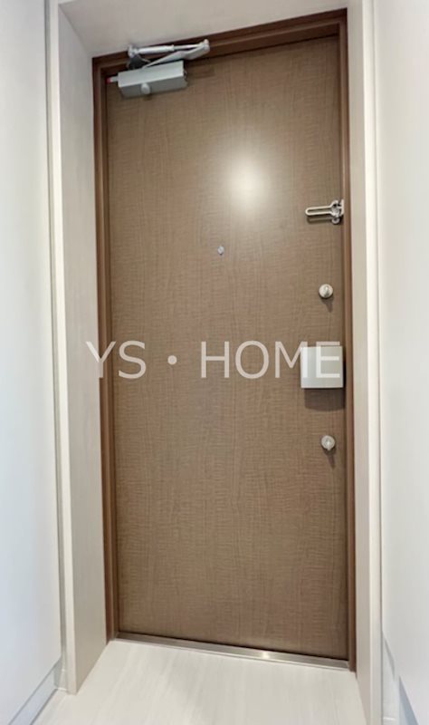 HY`s武蔵境 玄関