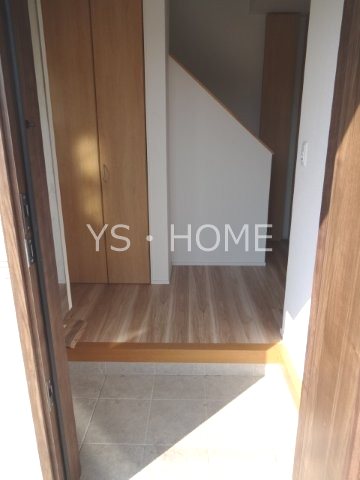 緑町1丁目貸家   玄関