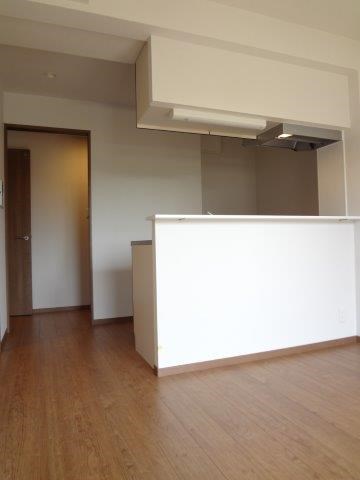 シャトル聖　小金井 リビング