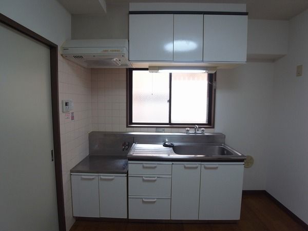 セルビスビル キッチン