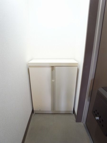 セルビスビル ベランダ