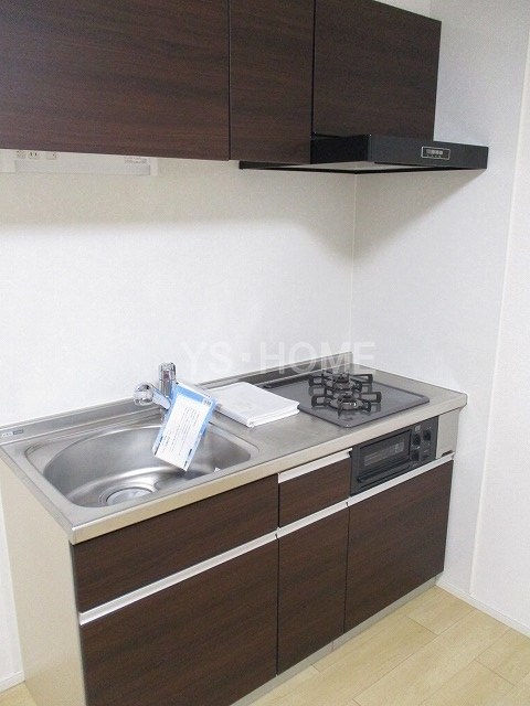 メゾン　ド　ルナロッサ キッチン