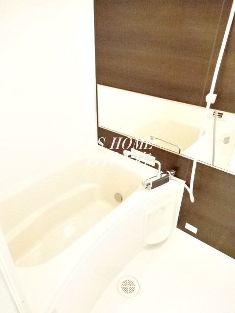 Maison KiKi East 風呂画像