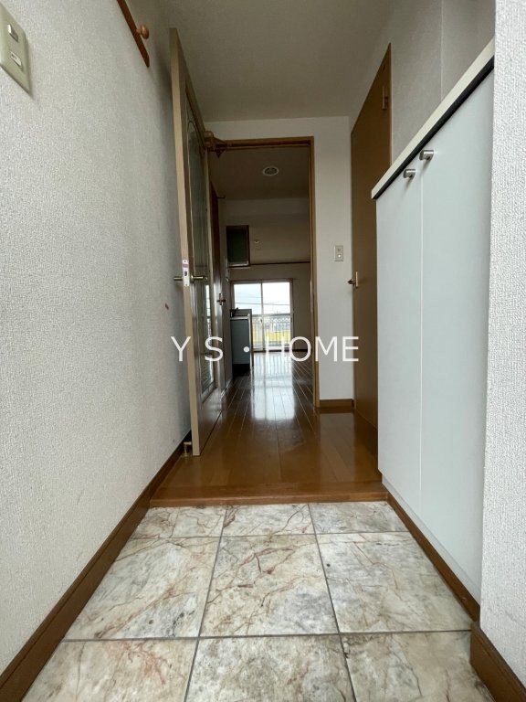 プティリヴィエール 玄関