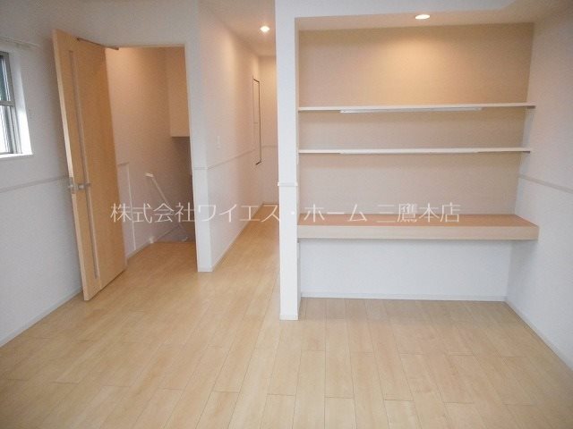 カレント　咲く花Ⅱ リビング