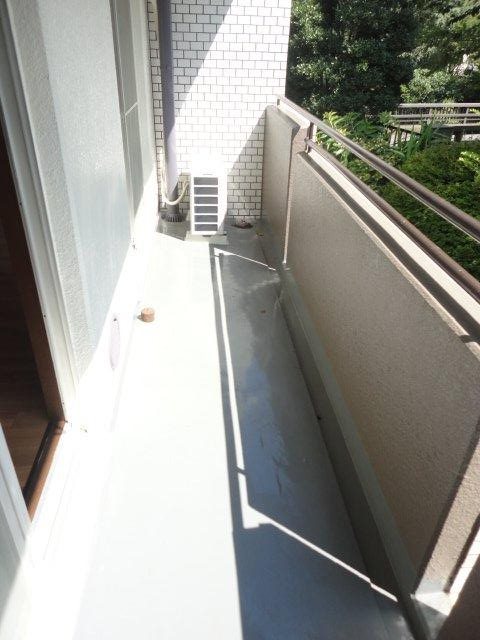 鴨下コーポラス ベランダ