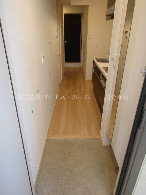 パレス国立 玄関