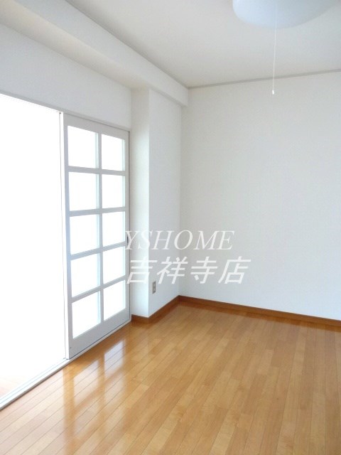 シャトル久我山 リビング