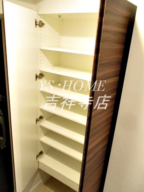 GENOVIA荻窪Ⅱskygarden 玄関