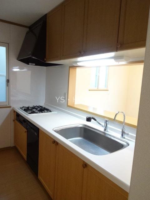 西久保3-4戸建  キッチン