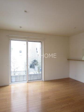 小金井市東町１丁目戸建  リビング