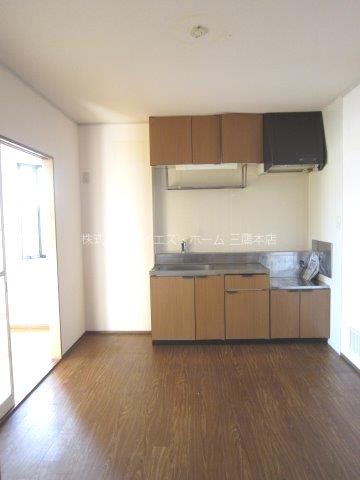 サイプレスタウンC棟 リビング