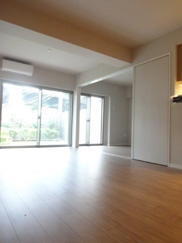 クリオ武蔵小金井フロントアベニュー  リビング