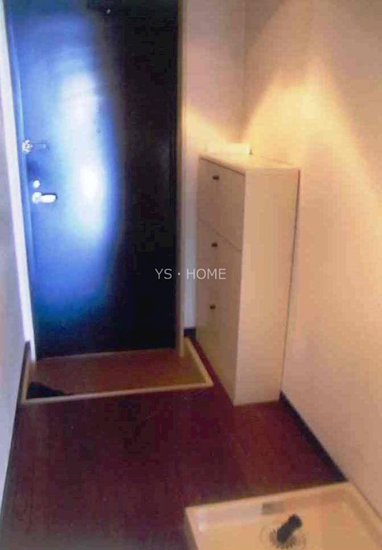 シェリール三鷹 玄関