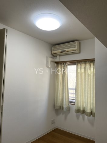 アドニス・モリヤ その他5