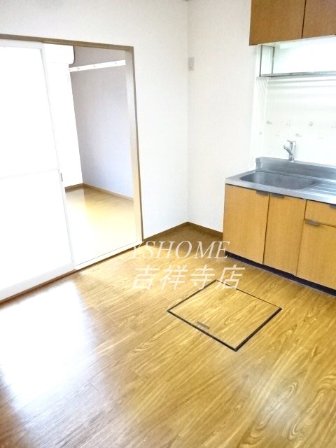 サイプレスタウンC棟 リビング