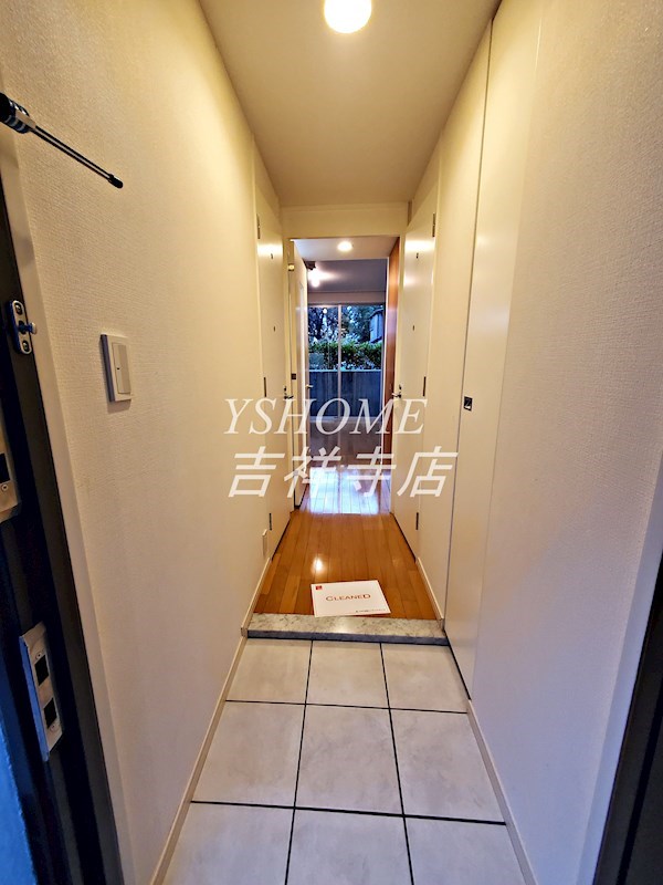 ル・ボワ武蔵境 玄関