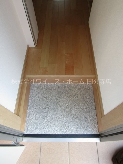 AZEST-RENT一橋学園 玄関