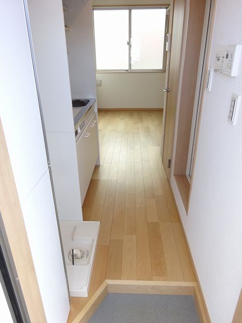 AZEST-RENT小平 玄関