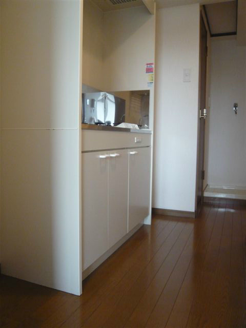 第６千代鶴ビル リビング