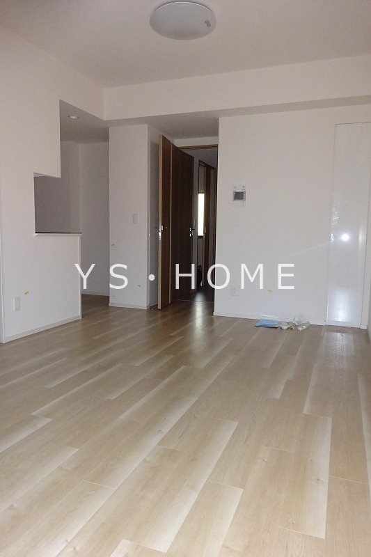 トラープランド翠命館  リビング