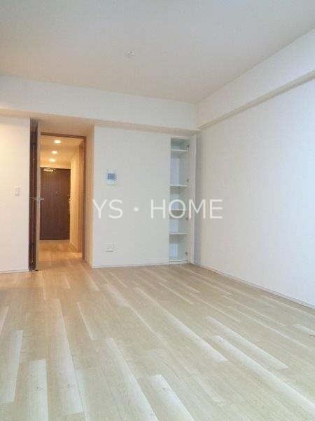 トラープランド翠命館 リビング