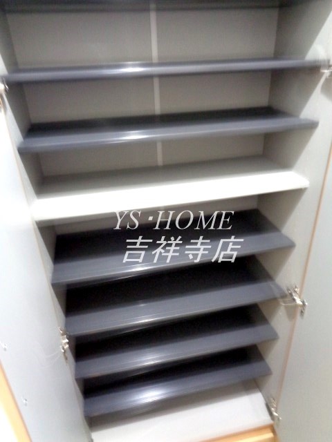 カーサ・エストレーラ 玄関