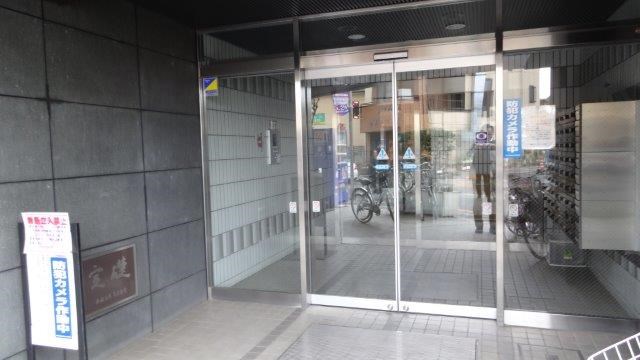 三鷹ダイカンプラザ 玄関