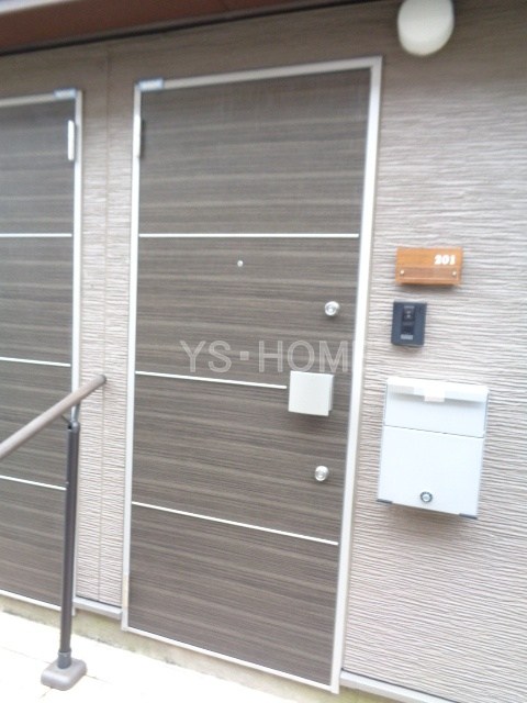 ウッディ宮前 玄関