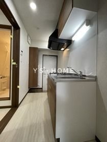 カーサ・ウエスト 玄関