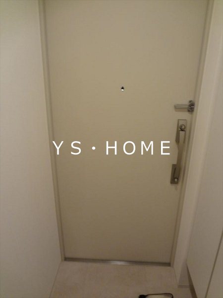 フレンシア高円寺 玄関