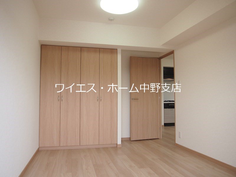 ルーブル中野本町 ベッドルーム