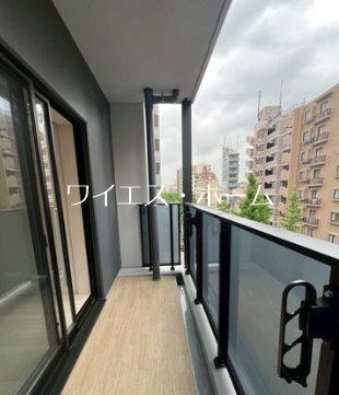 ワンルーフレジデンス中野南台 ベランダ