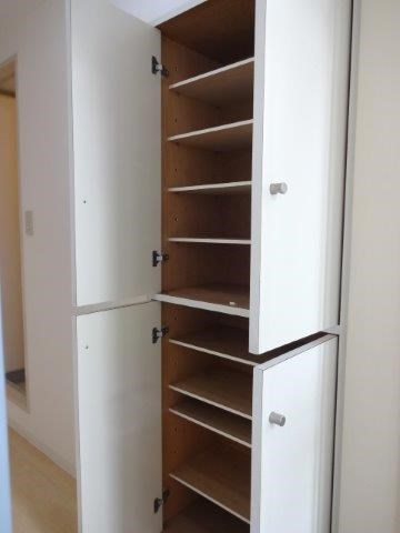 ユーレジデンス三鷹 玄関