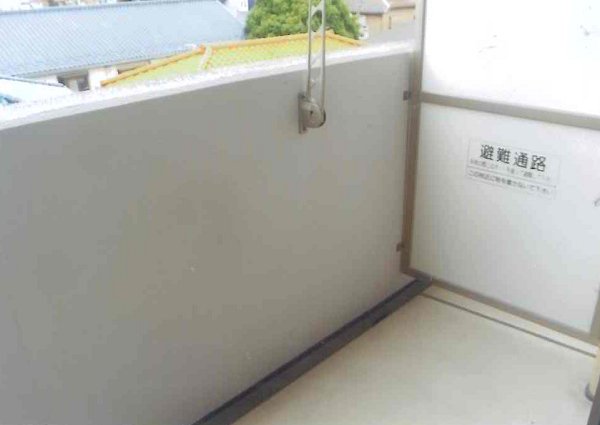 パインニードル　　 ベランダ