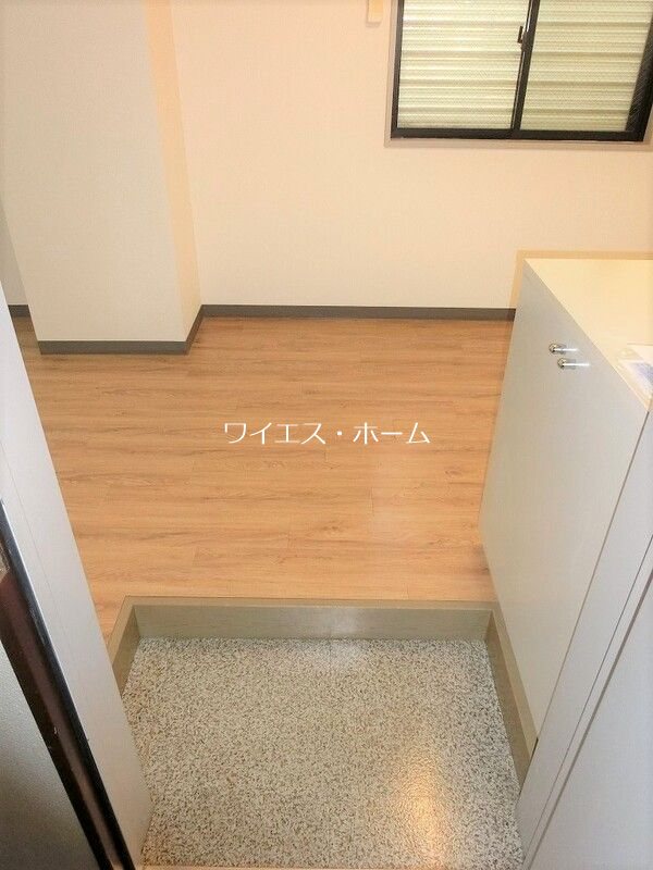 ブランニューウェイブ 玄関