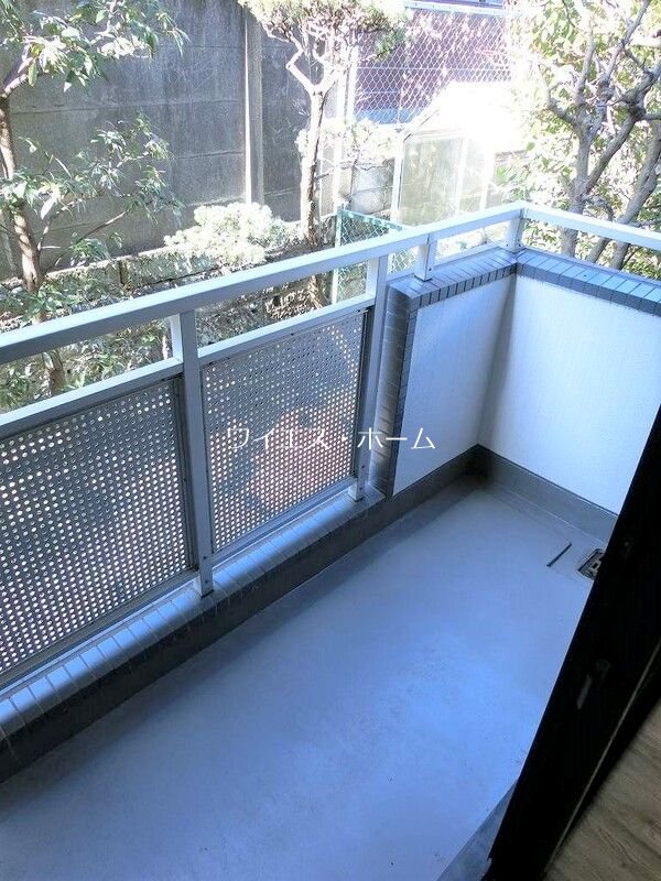 ブランニューウェイブ ベランダ