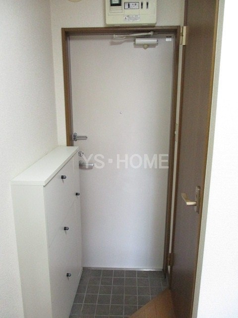 シャルマン・アビテⅡ 玄関