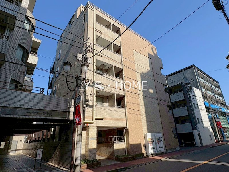 カリスヤマガ 外観