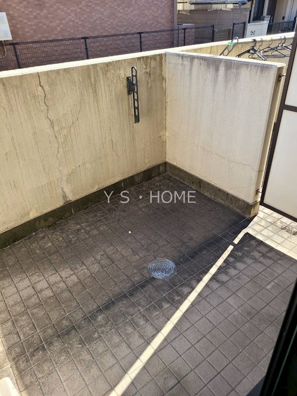 ワイ・エスあけの ベランダ