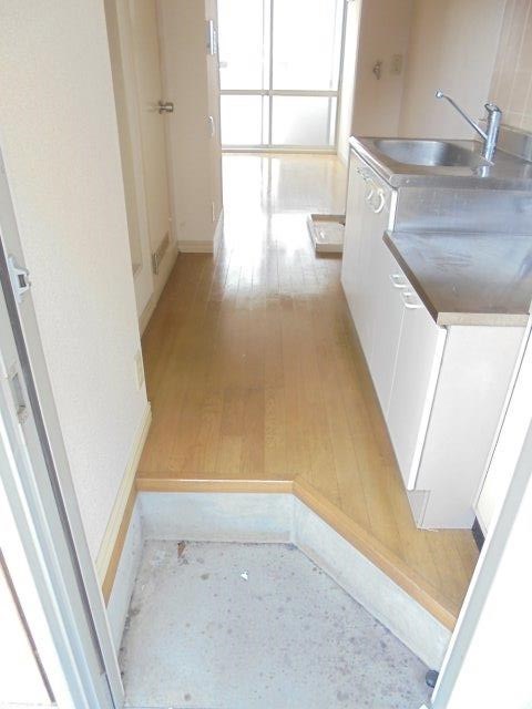 サンデューク恋ヶ窪 玄関