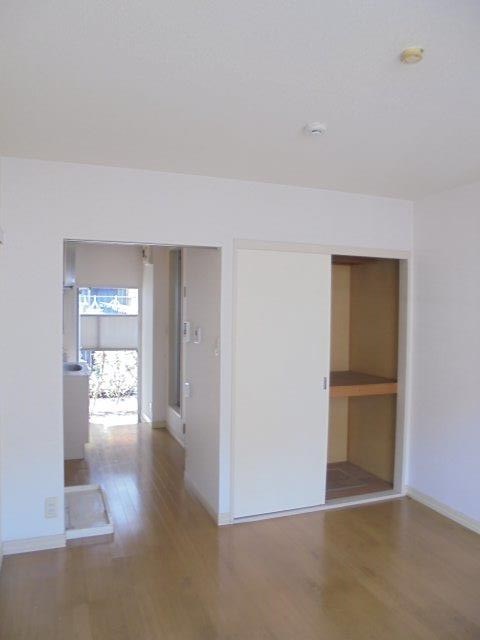 サンデューク恋ヶ窪 リビング