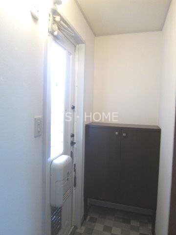 フォーレストヒルズⅠ 玄関