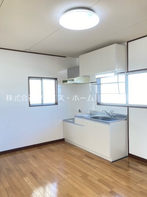 金子アパート リビング