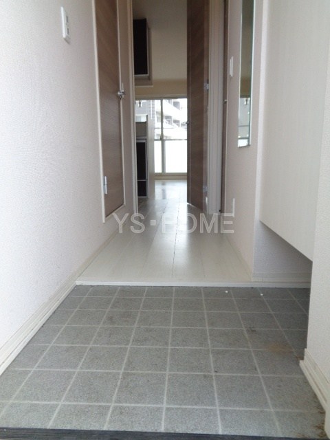 ビアンカ井荻 玄関