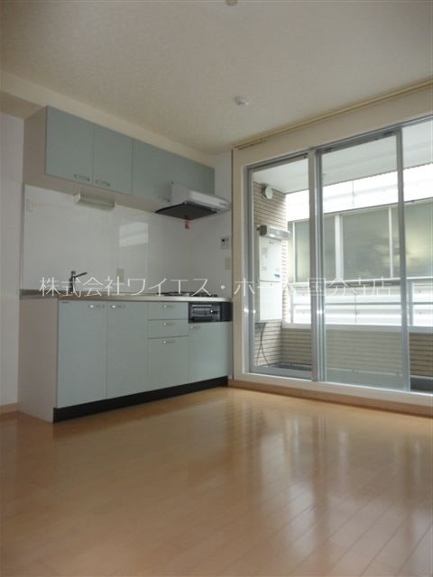 ＭＥれじでんす リビング