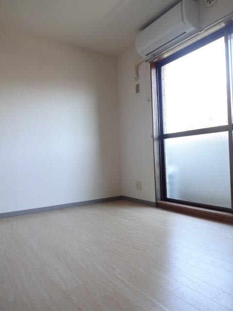 モンシャトー小金井成和 ベッドルーム