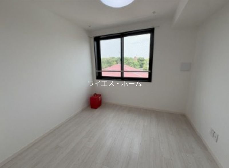 ジェノヴィア新高円寺 リビング